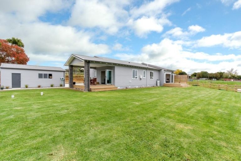 Photo of property in 311 Corbett Road, Paraite, New Plymouth, 4373