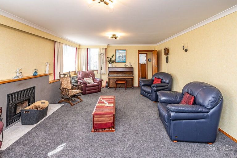 Photo of property in 34 Selwyn Crescent, College Estate, Whanganui, 4500