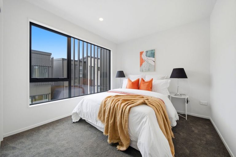 Photo of property in 18b Sunnyhill Crescent, Sunnyhills, Auckland, 2010