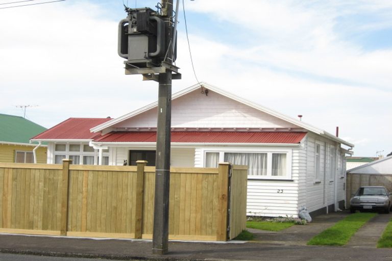 Photo of property in 23 Belt Road, Moturoa, New Plymouth, 4310