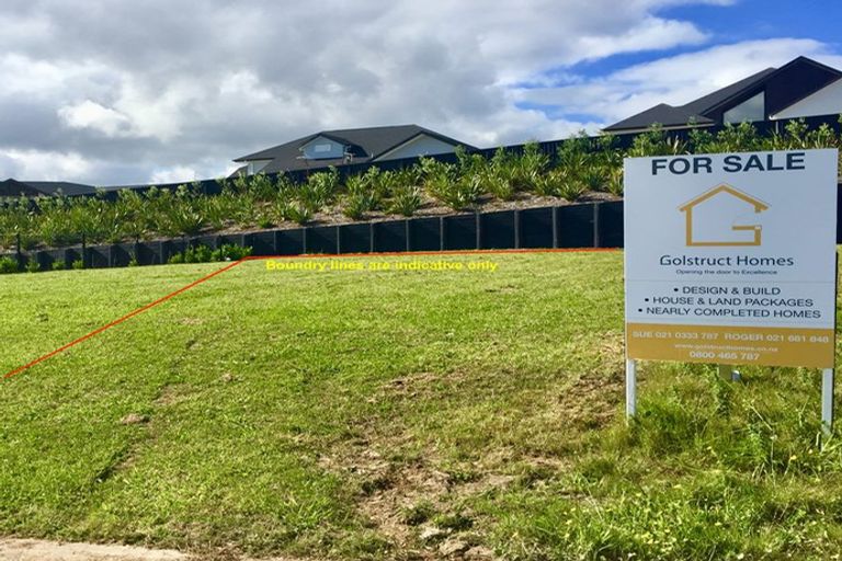 Photo of property in 22 Boocock Crescent, Orewa, 0931