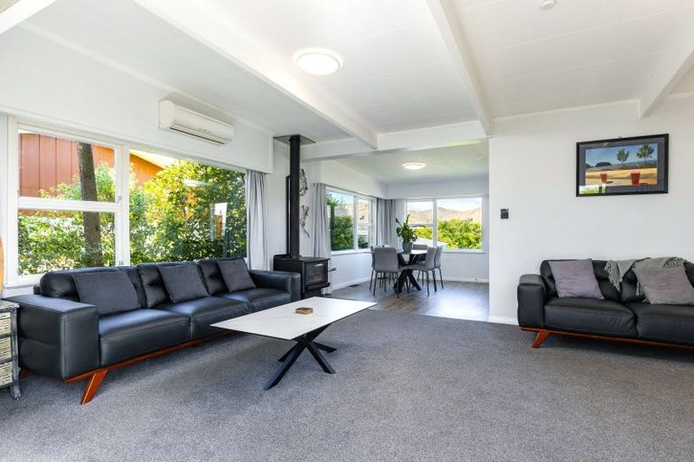 Photo of property in 8 Newbourne Crescent, Redwoodtown, Blenheim, 7201