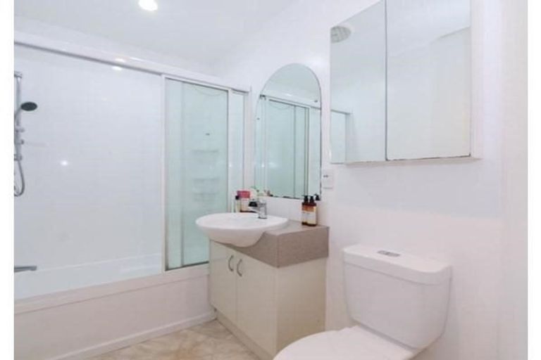 Photo of property in 13/93a Kelburn Parade, Kelburn, Wellington, 6012