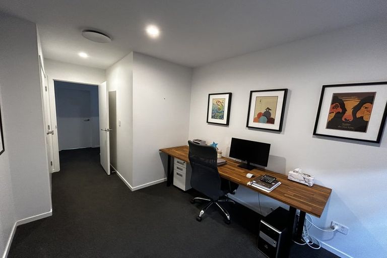 Photo of property in 33 Makete Crescent, Hobsonville, Auckland, 0618