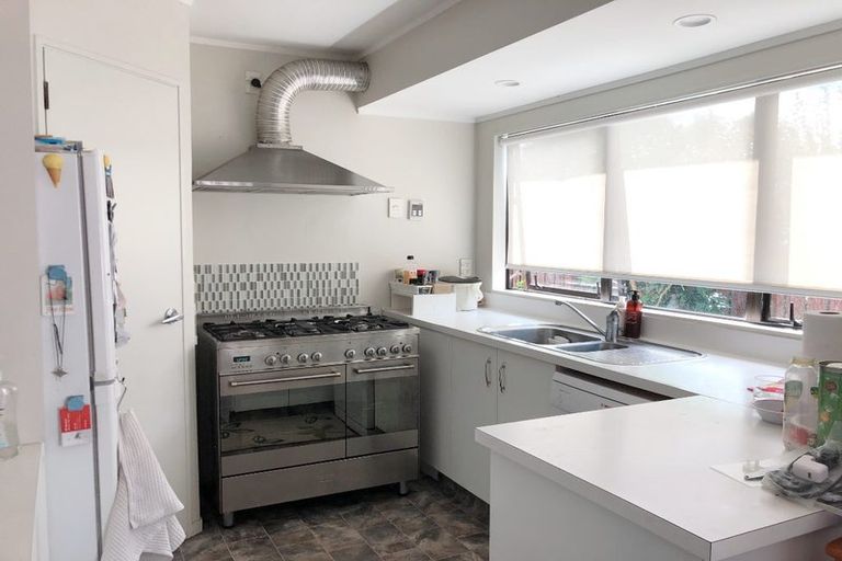 Photo of property in 2/17 Ross Martin Court, Conifer Grove, Takanini, 2112