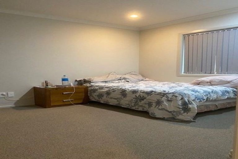 Photo of property in 15 Delta Mews Place, Clive, 4102