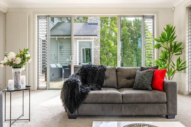 Photo of property in 851 Ridge Road, Riverhead, Albany, 0793