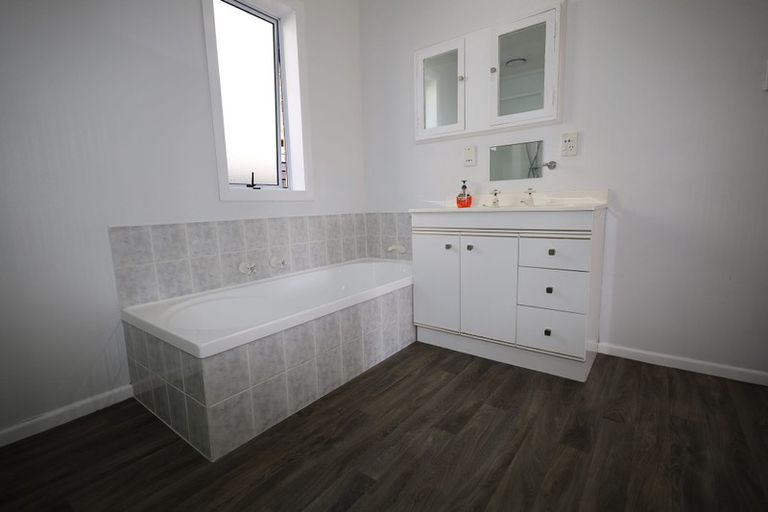 Photo of property in 58 Muricata Avenue, Mount Maunganui, 3116