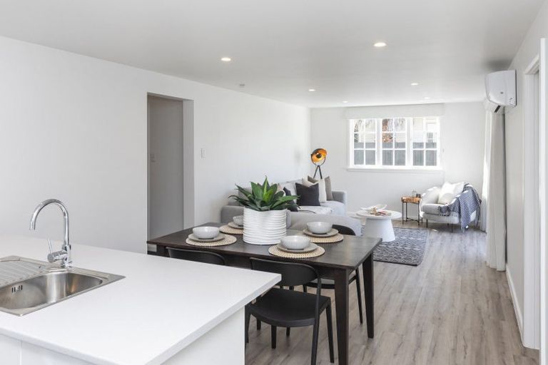 Photo of property in 664 Avonside Drive, Avonside, Christchurch, 8061