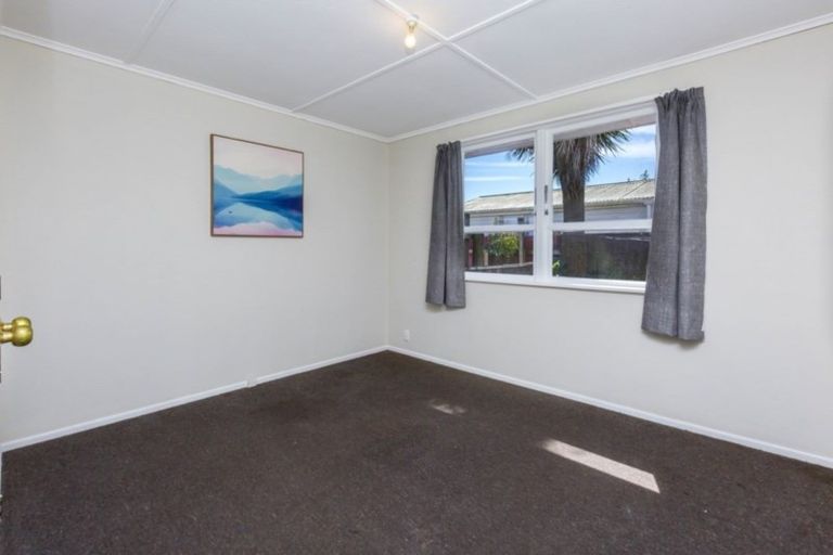 Photo of property in 1033a Fergusson Drive, Clouston Park, Upper Hutt, 5018