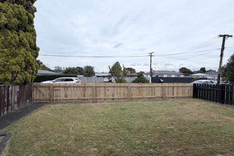Photo of property in 1/22 Alexander Street, Papakura, 2110