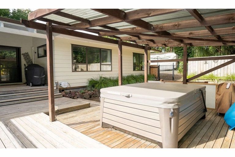 Photo of property in 136 Landing Road, Kerikeri, 0230