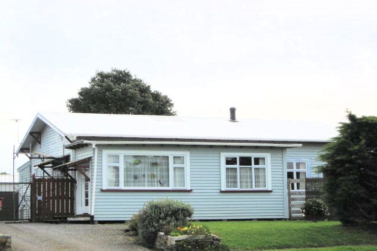 Photo of property in 99 Centennial Avenue, Waitara, 4320