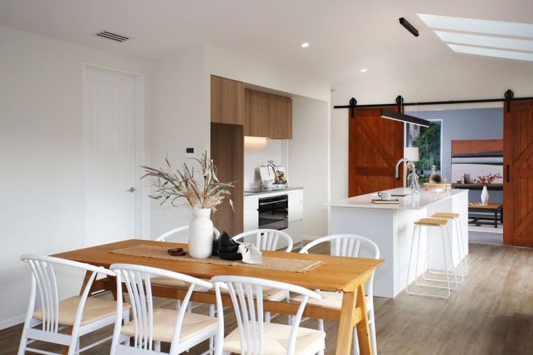 Photo of property in 6 Will Cooper Way, Tuakau, 2121