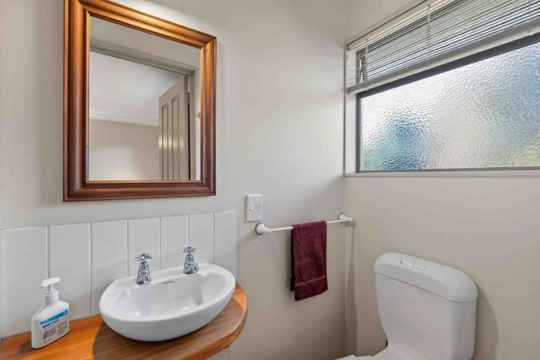 Photo of property in 39 Bayvista Close, Welcome Bay, Tauranga, 3112