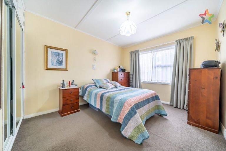Photo of property in 1/1079 High Street, Taita, Lower Hutt, 5011
