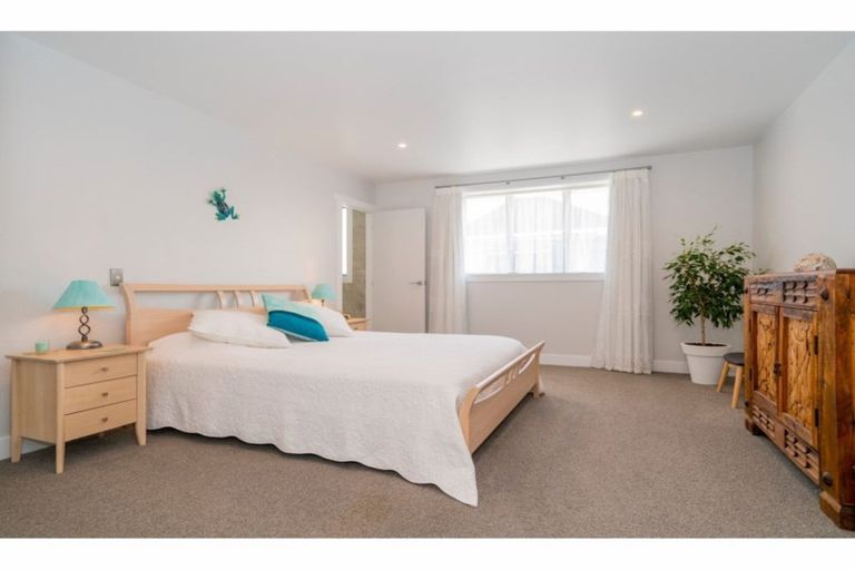 Photo of property in 25 Springbok Avenue, Whitianga, 3510