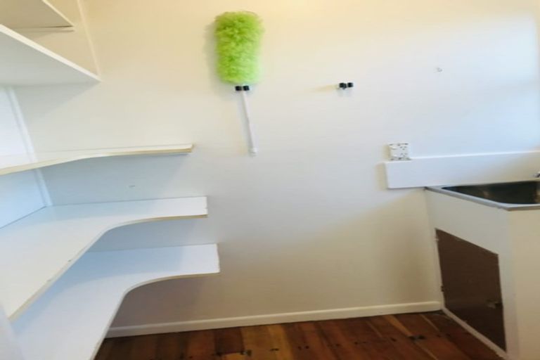 Photo of property in 100 Swanson Road, Henderson, Auckland, 0610