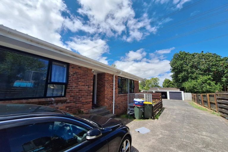 Photo of property in 2/87 Gray Avenue, Mangere East, Auckland, 2024