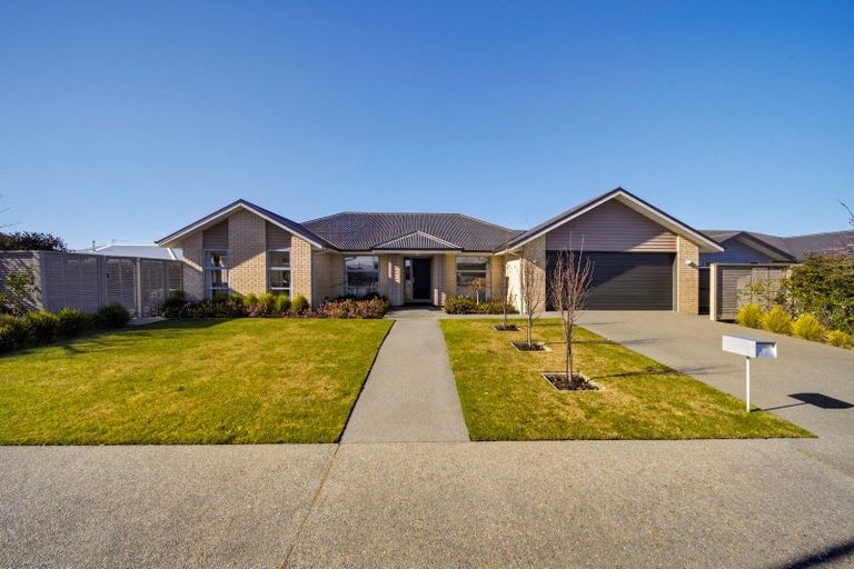 Photo of property in 42 Brockelbank Drive, Kaiapoi, 7630