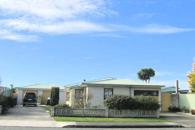 Photo of property in 401 Burnett Street, Mahora, Hastings, 4120