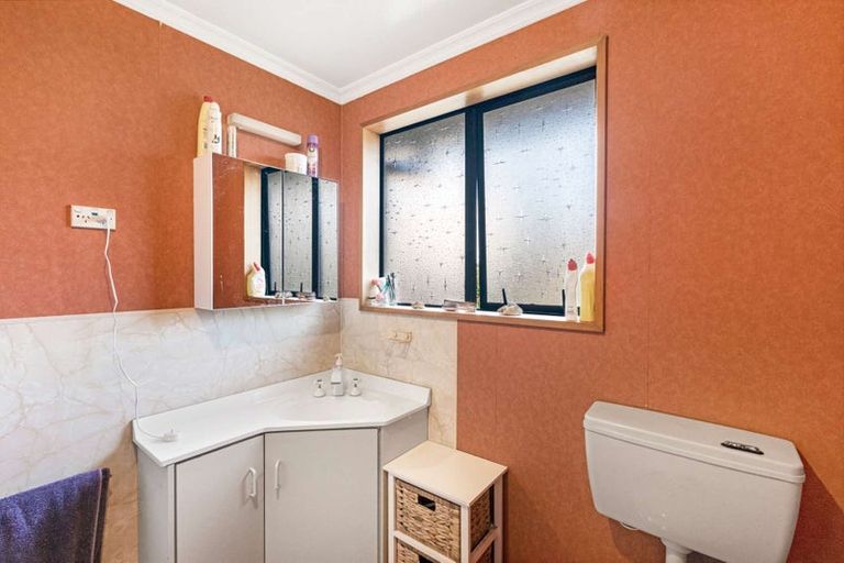 Photo of property in 12 Park Street, Gore, 9710