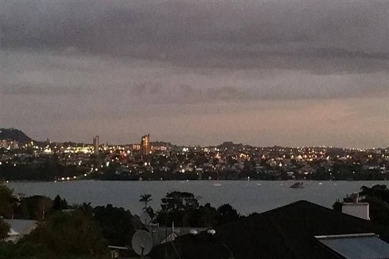 Photo of property in 3/22 Mariposa Crescent, Birkenhead, Auckland, 0626