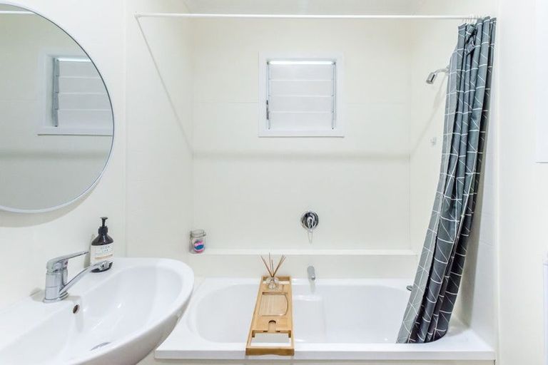 Photo of property in 96 Arawhata Road, Paraparaumu, 5032