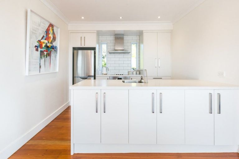 Photo of property in 11 Tainui Drive, Havelock North, 4130