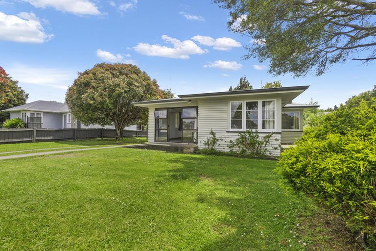 Photo of property in 35 Burwood Road, Matamata, 3400