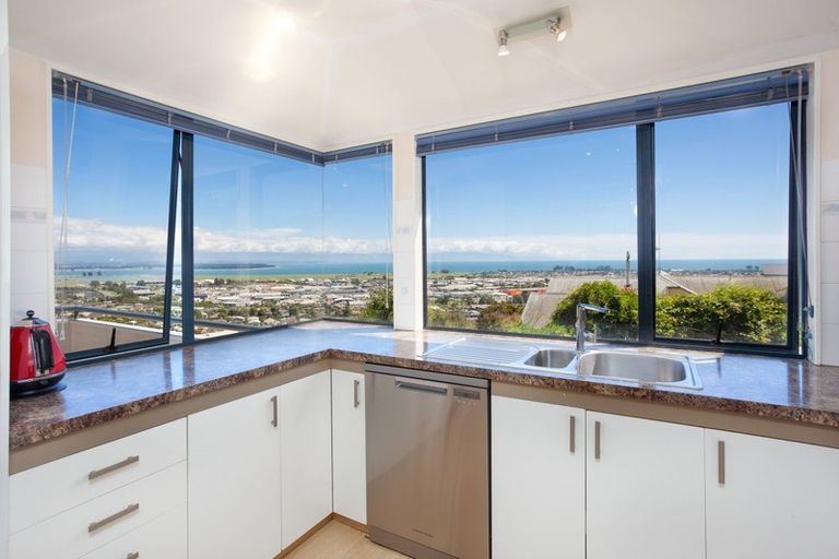 Photo of property in 57 Coster Street, Enner Glynn, Nelson, 7011