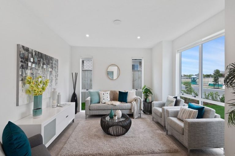 Photo of property in 65 Pepene Avenue, Takanini, 2112