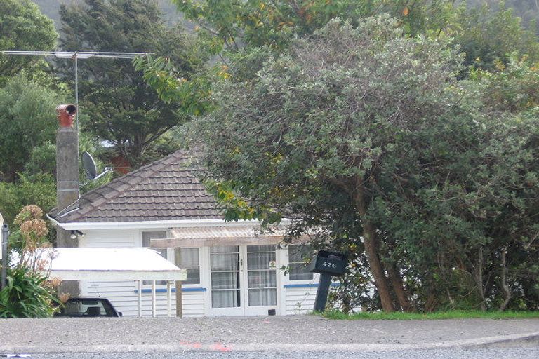 Photo of property in 426 Stokes Valley Road, Stokes Valley, Lower Hutt, 5019