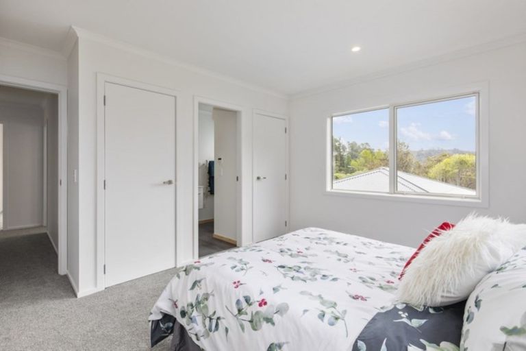 Photo of property in 127 Manuka Street, Stokes Valley, Lower Hutt, 5019