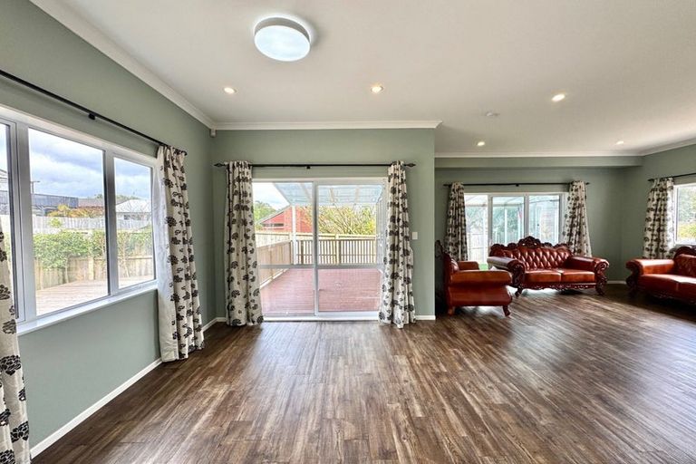 Photo of property in 152 Hill Road, The Gardens, Auckland, 2105