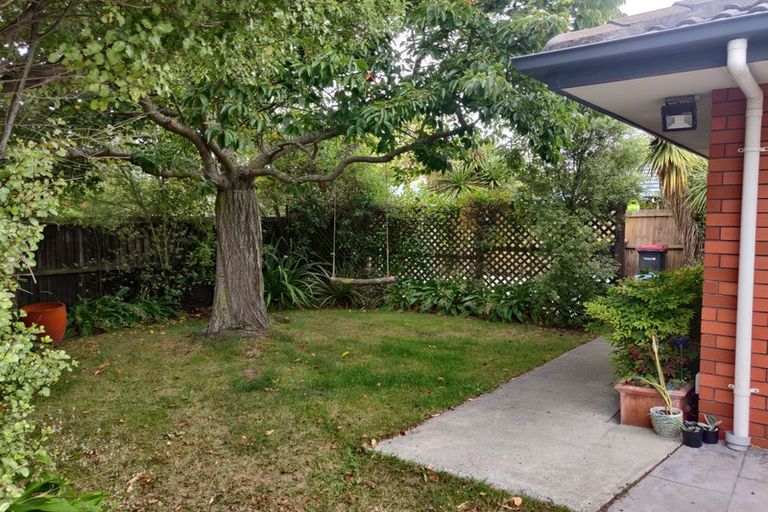 Photo of property in 53 Kotuku Crescent, Woolston, Christchurch, 8023
