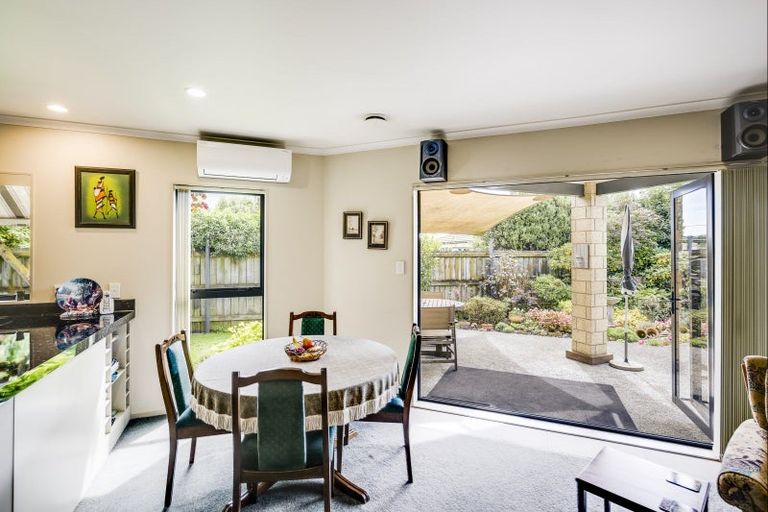 Photo of property in 219 Frimley Oaks, Frimley, Hastings, 4120