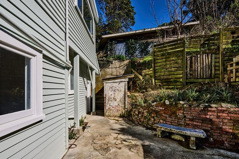 Photo of property in 46 Pembroke Road, Northland, Wellington, 6012