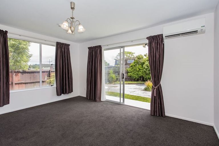 Photo of property in 1/148a Beach Road, North New Brighton, Christchurch, 8083