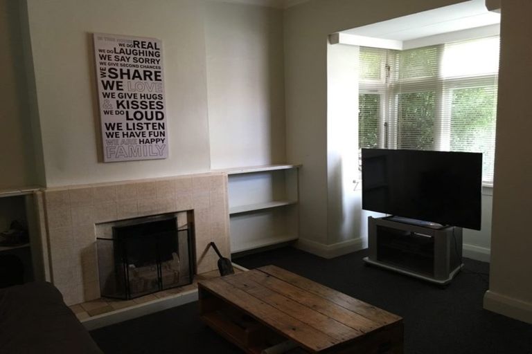 Photo of property in 6b Moncrieff Street, Mount Victoria, Wellington, 6011