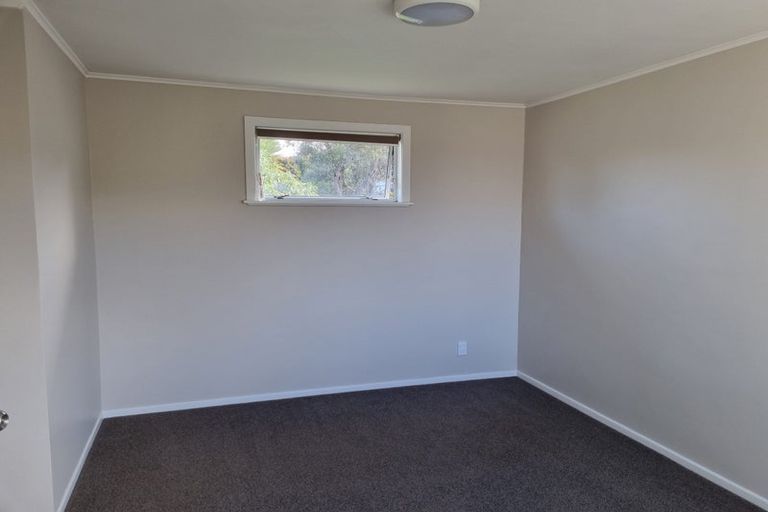 Photo of property in 7 Crystal Avenue, Glendene, Auckland, 0602