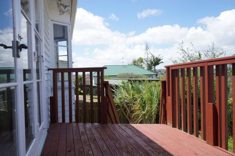 Photo of property in 494 Blockhouse Bay Road, Blockhouse Bay, Auckland, 0600