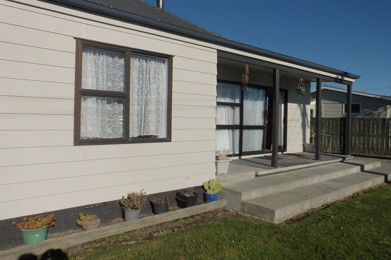 Photo of property in 10 Ewen Road, Temuka, 7920
