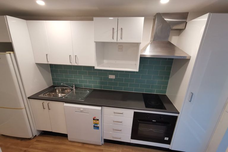 Photo of property in 2 Jenness Grove, Harbour View, Lower Hutt, 5010