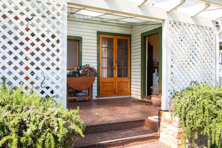 Photo of property in 36 Swinburn Street, Dannevirke, 4930