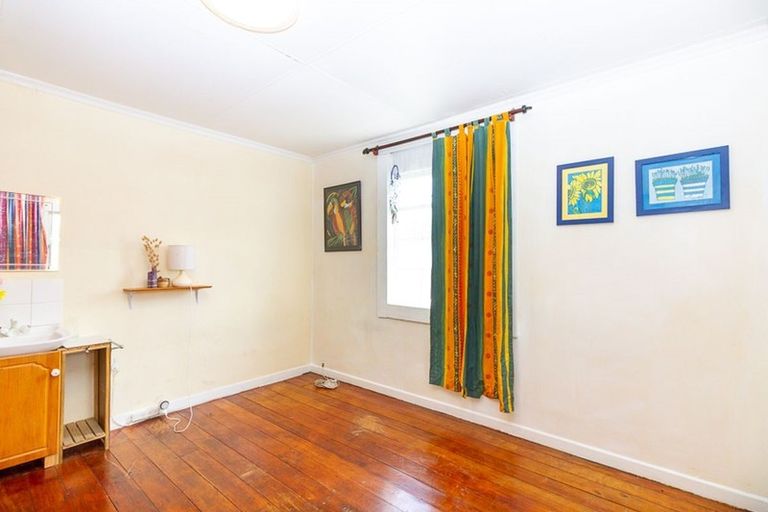 Photo of property in 20 Lyndhurst Street, Takaro, Palmerston North, 4412