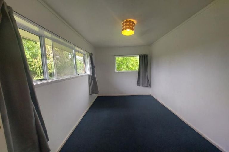 Photo of property in 302 Pine Valley Road, Dairy Flat, Silverdale, 0992