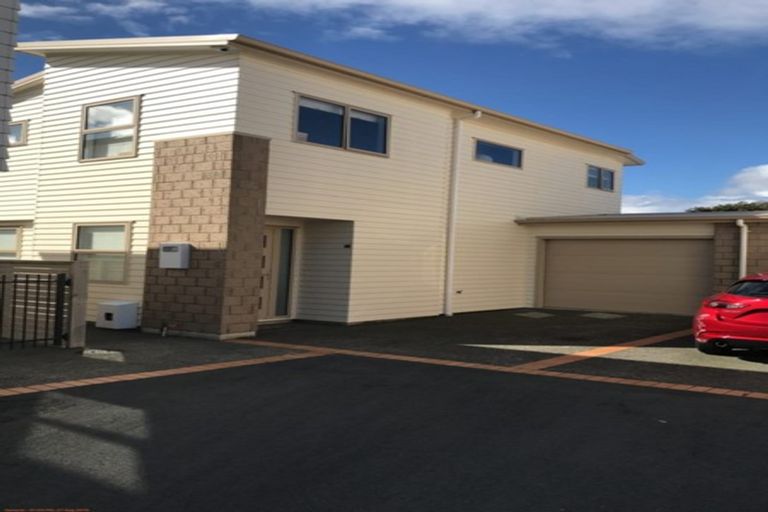 Photo of property in 21 Latimer Way, Petone, Lower Hutt, 5012