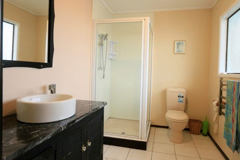 Photo of property in 20 Wycherley Drive, Bucklands Beach, Auckland, 2014