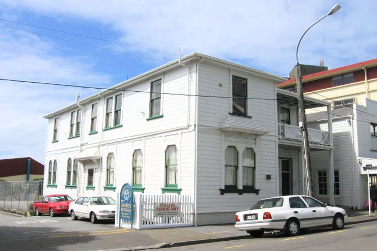 Photo of property in 3/12 Murphy Street, Thorndon, Wellington, 6011